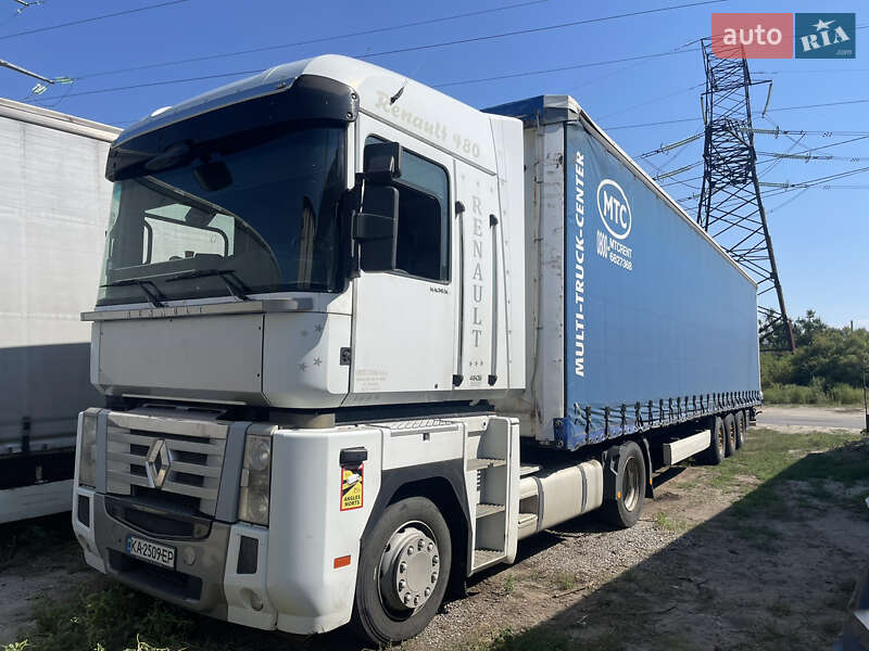 Renault Magnum 2013