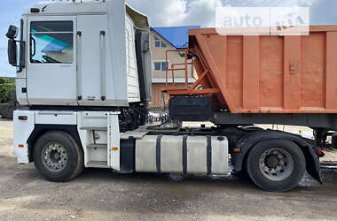 Тягач Renault Magnum 2008 в 
