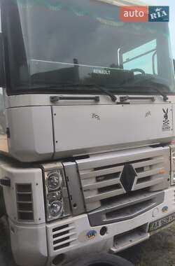 Тягач Renault Magnum 2001 в Києві