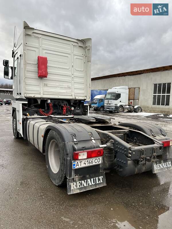 Тягач Renault Magnum 2008 в Надвірній