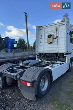 Тягач Renault Magnum 2011 в 