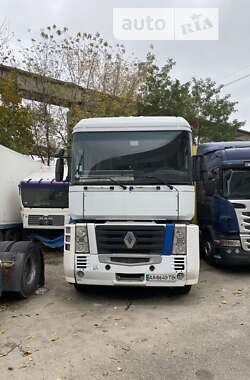 Тягач Renault Magnum 2006 в Києві