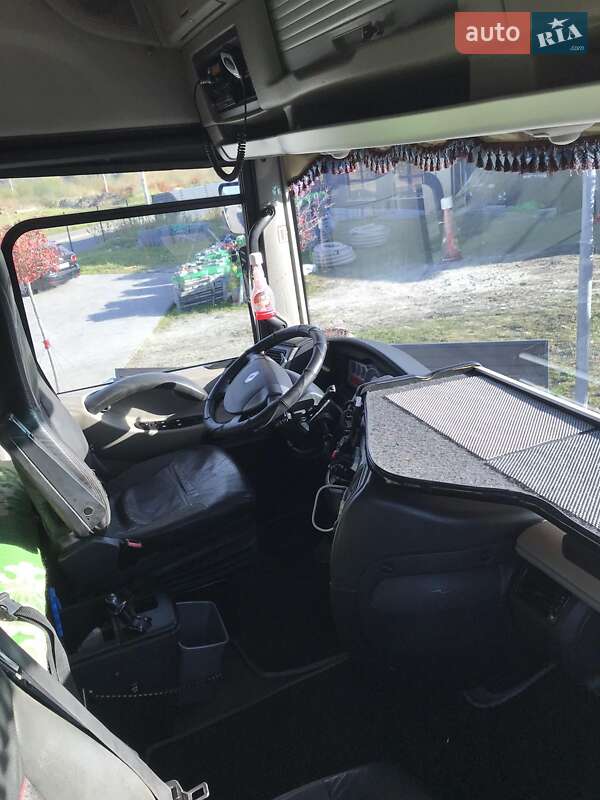 Тягач Renault Magnum 2008 в Львове
