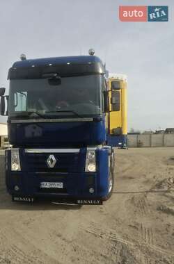 Тягач Renault Magnum 2011 в Києві