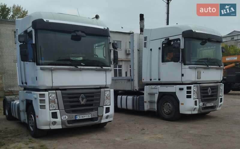 Тягач Renault Magnum 2011 в Чернигове