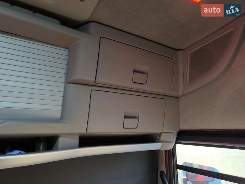 Тягач Renault Magnum 2013 в Луцьку