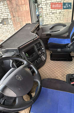 Тягач Renault Magnum 2010 в 