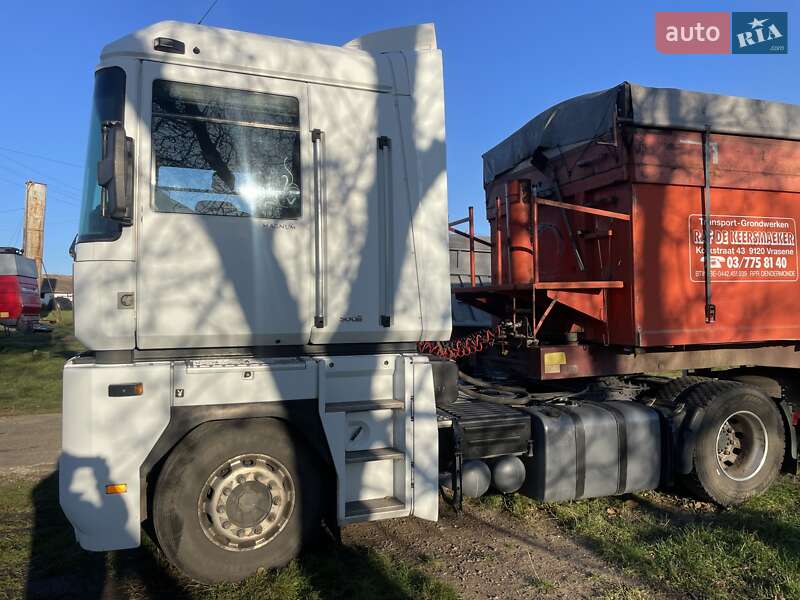 Тягач Renault Magnum 2007 в Одессе