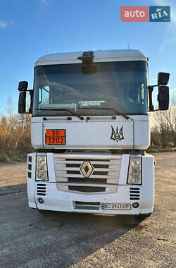 Тягач Renault Magnum 2008 в Яворові