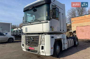 Тягач Renault Magnum 2012 в 