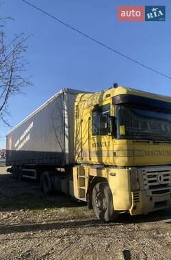 Тягач Renault Magnum 2003 в Тячеве