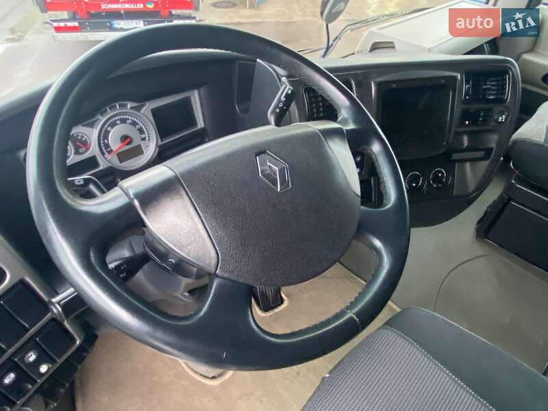 Тягач Renault Magnum 2011 в Ровно