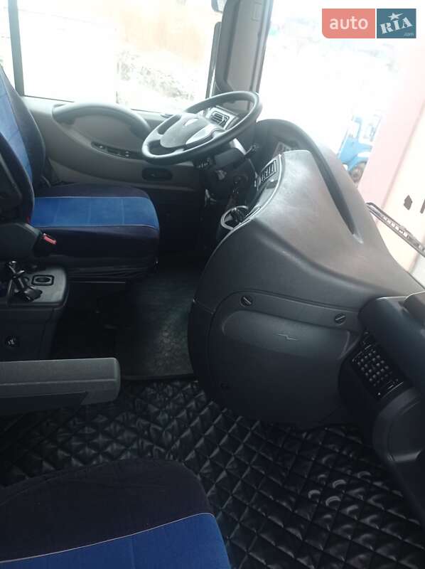 Тягач Renault Magnum 2012 в Бердичеве