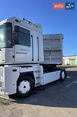 Тягач Renault Magnum 2009 в 