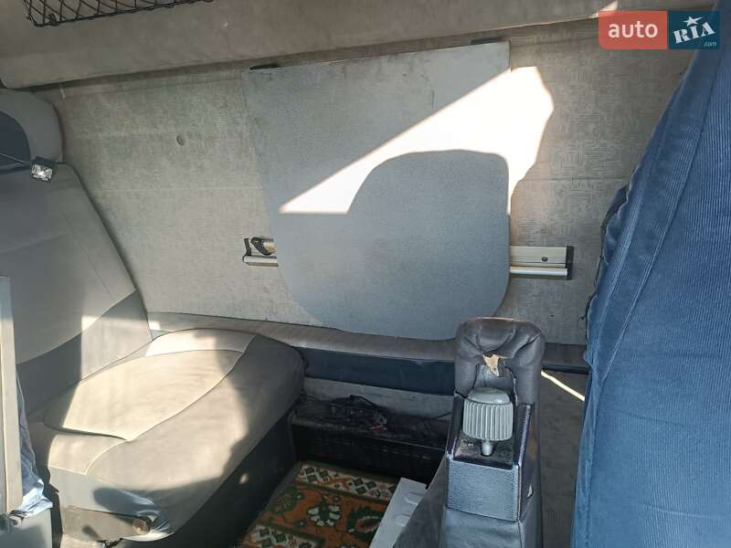 Тягач Renault Magnum 2009 в Львове фото 11 Тягач Renault Magnum 2009 в Львове