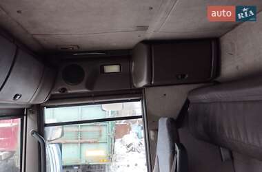Тягач Renault Magnum 2004 в 
