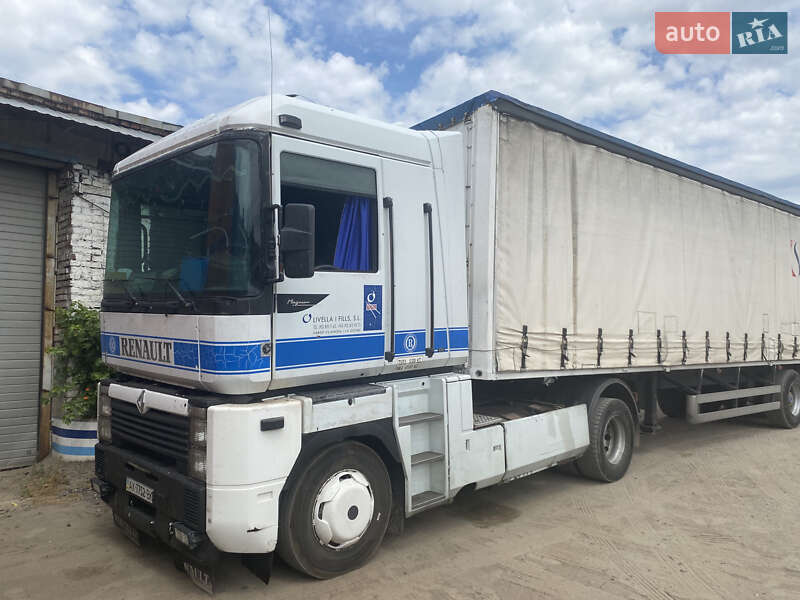 Тягач Renault Magnum 2000 в 