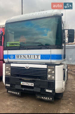 Тягач Renault Magnum 2000 в 