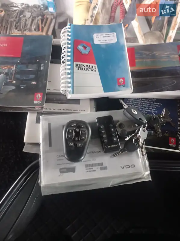 Тягач Renault Magnum 2012 в Бердичеве документ 2 фото Тягач Renault Magnum 2012 в Бердичеве документ