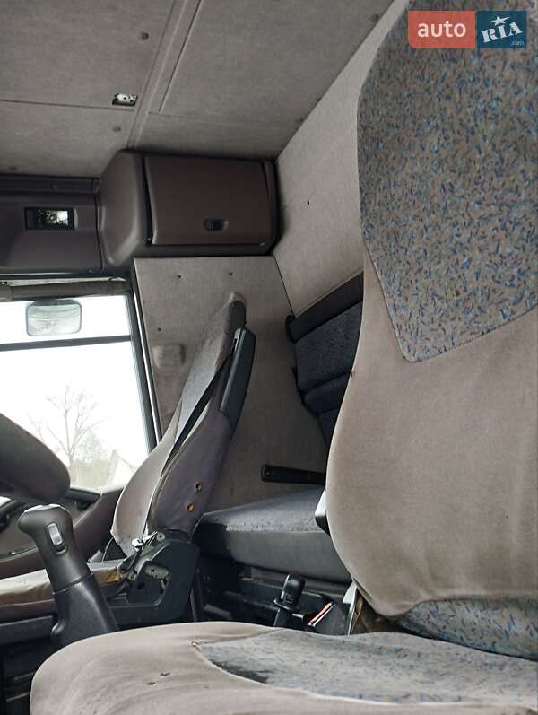 Тягач Renault Magnum 2005 в Броварах