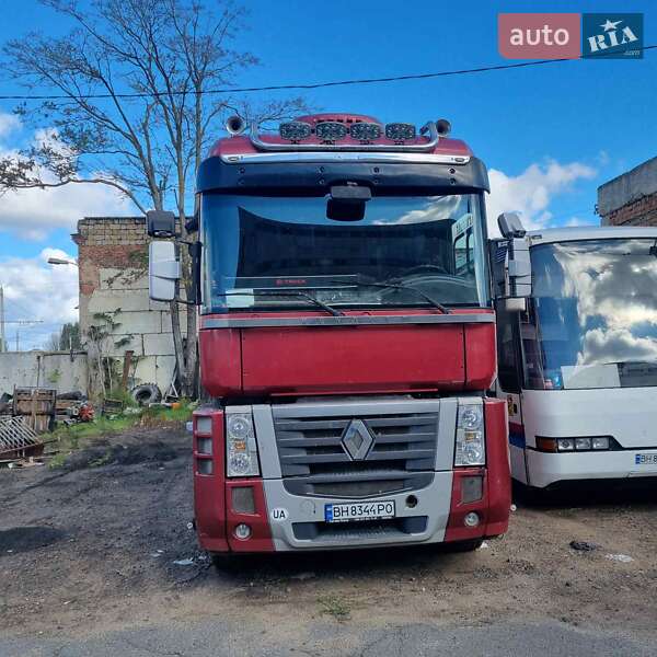 Тягач Renault Magnum 2010 в Одессе
