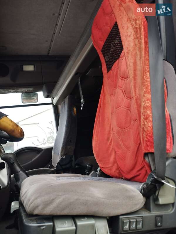 Тягач Renault Magnum 2006 в Броварах