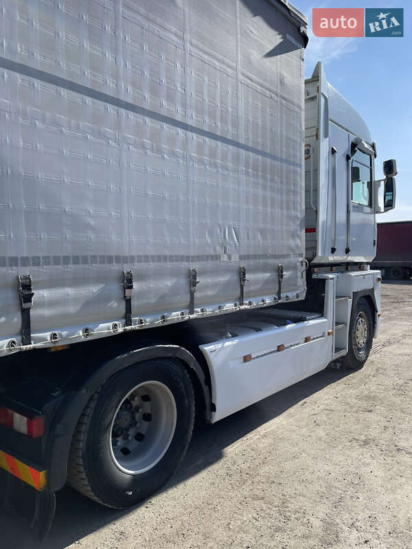 Тягач Renault Magnum 2009 в Хмельницком