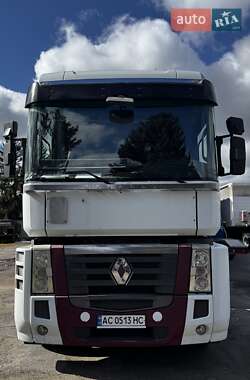 Тягач Renault Magnum 2010 в 