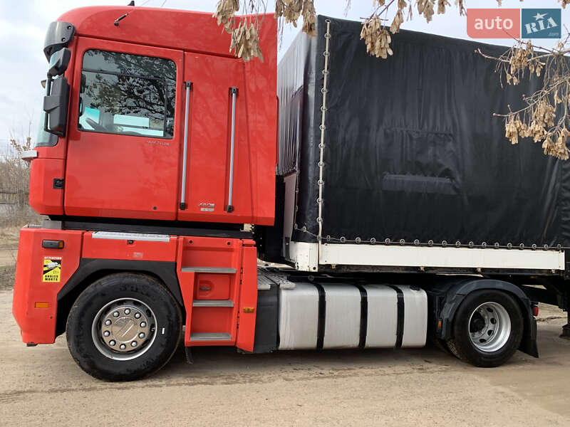 Тягач Renault Magnum 2013 в Чернигове