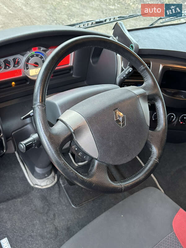 Тягач Renault Magnum 2011 в Луцке
