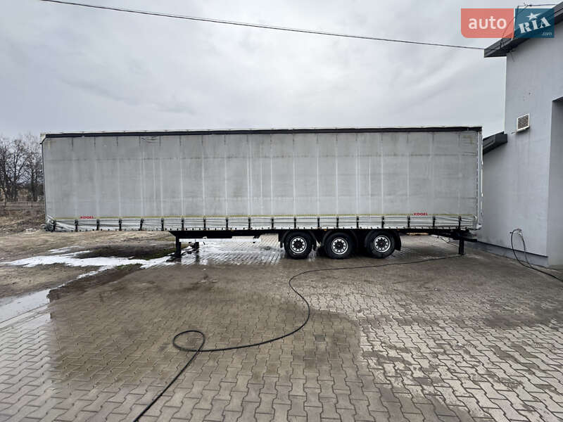 Тягач Renault Magnum 2011 в Луцке