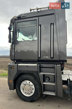 Тягач Renault Magnum 2007 в 