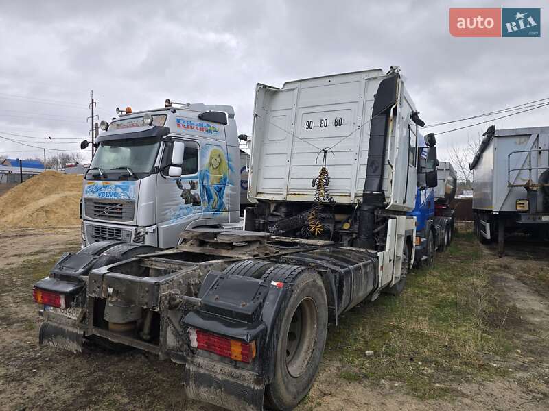 Тягач Renault Magnum 2004 в Ровно