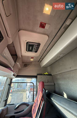 Тягач Renault Magnum 2011 в 