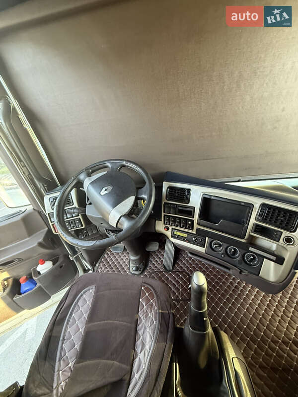 Тягач Renault Magnum 2007 в Запорожье