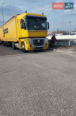 Тягач Renault Magnum 2011 в 