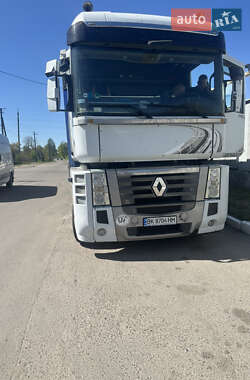 Тягач Renault Magnum 2009 в 