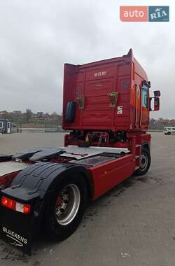 Тягач Renault Magnum 2012 в 