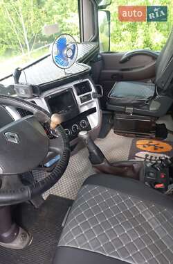 Тягач Renault Magnum 2003 в 
