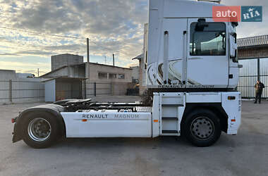 Тягач Renault Magnum 2009 в 