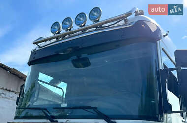 Тягач Renault Magnum 2013 в 