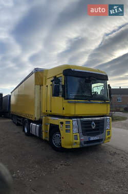Тягач Renault Magnum 2011 в 