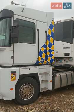 Тягач Renault Magnum 2010 в Иршаве