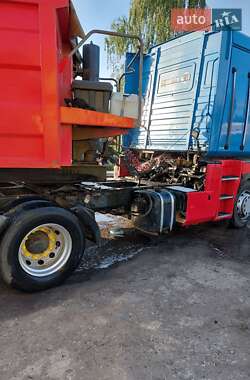 Тягач Renault Magnum 2004 в 