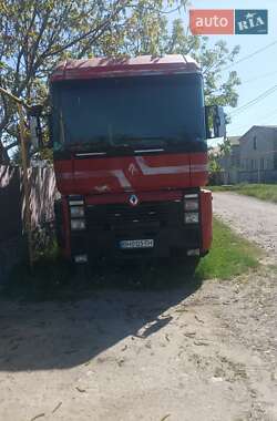 Тягач Renault Magnum 2001 в 