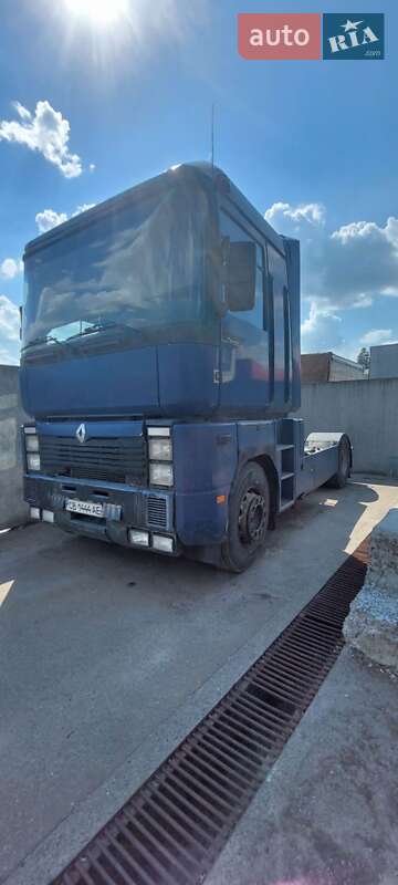 Тягач Renault Magnum 1999 в Чернигове