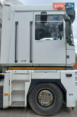 Тягач Renault Magnum 2007 в 