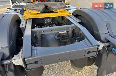 Тягач Renault Magnum 2010 в 