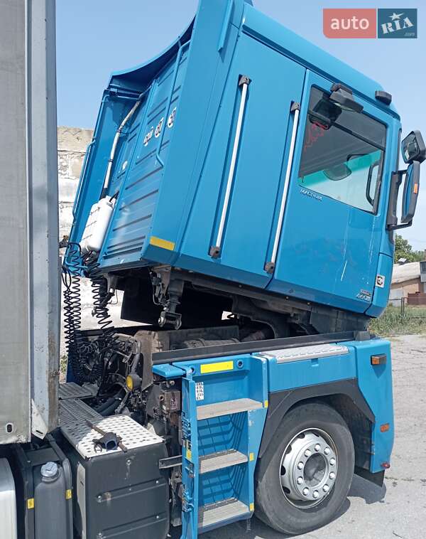 Тягач Renault Magnum 2007 в Полтаве