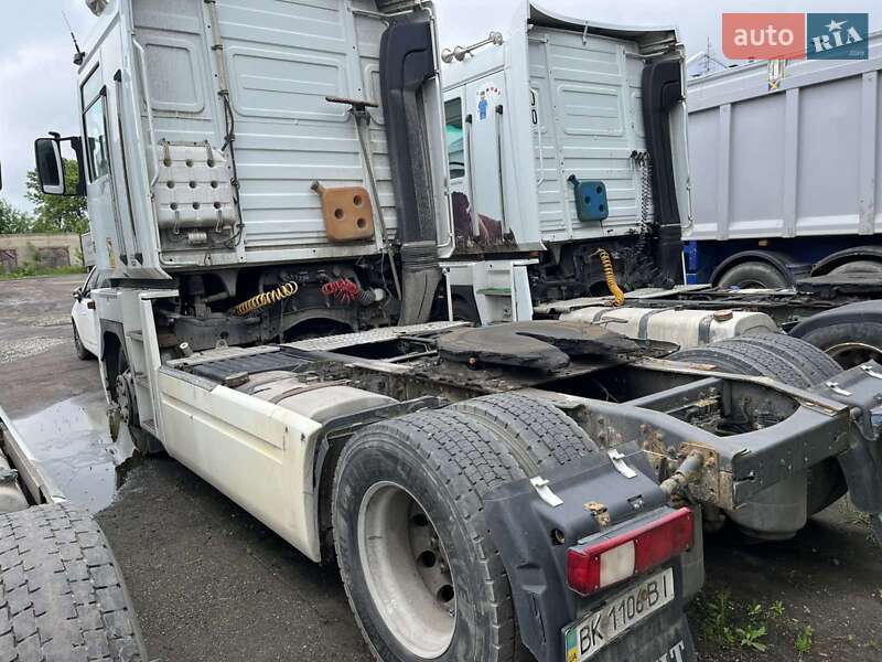 Тягач Renault Magnum 2008 в Рівному